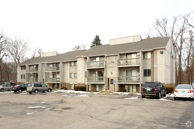 Photo - Cavanaugh West Apartments