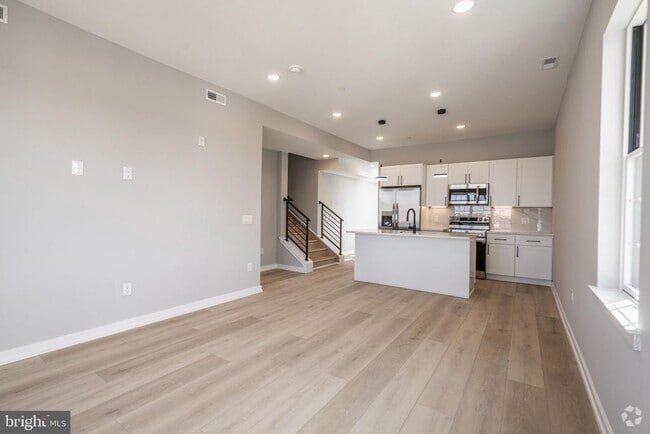Building Photo - 713 S Mildred St Unit 4B Rental