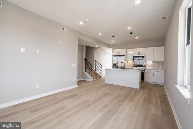 Photo - 713 S Mildred St Apartment Unit 4B