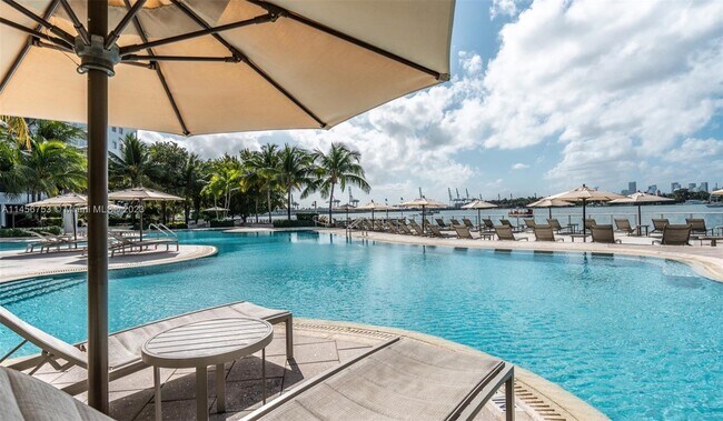 Photo - 910 West Ave