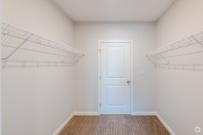 1 BR, 1 BA