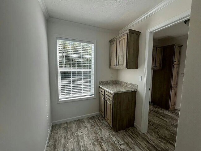 Photo - 608 Elephant Way