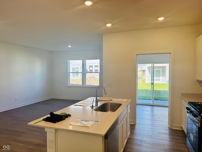 Photo - 15190 Swallow Fls Wy