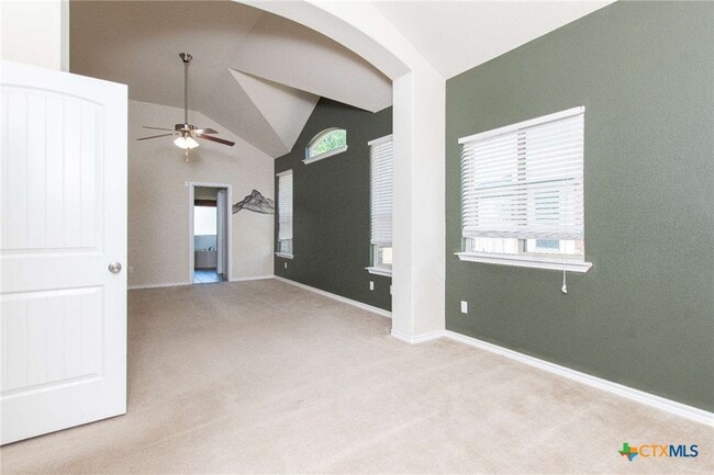 Photo - 3302 Vineyard Trail