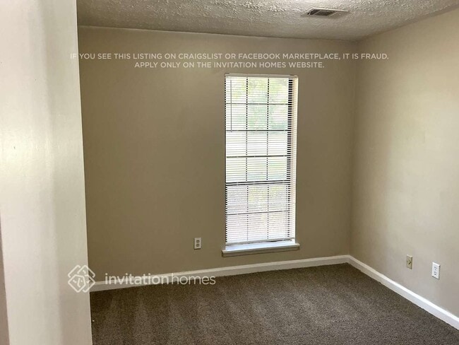 Photo - 837 Cochise Trail SE