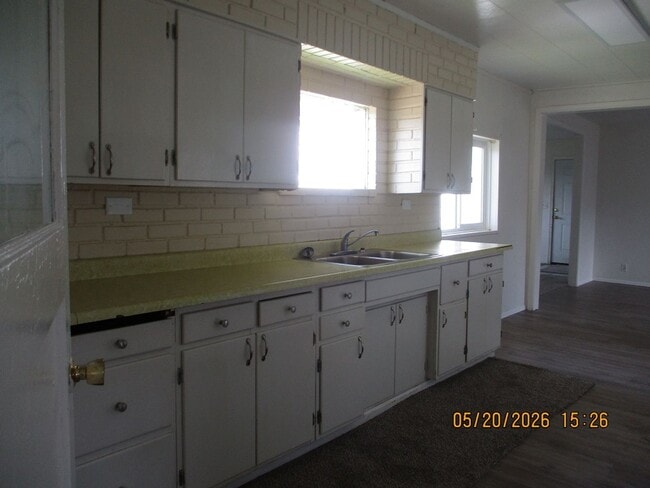 1104 2nd St