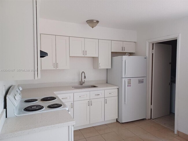 Photo - 1701 SW 70th Ave
