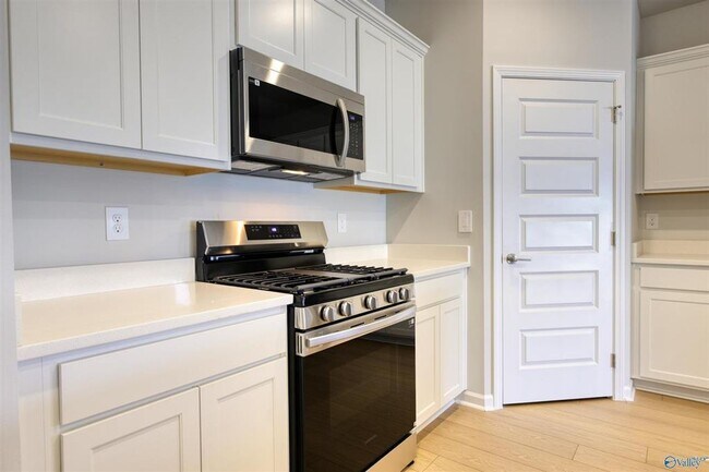 Photo - 244 Granby Ln