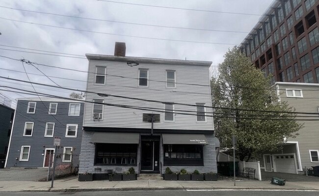Building Photo - 89 Second St Unit 2