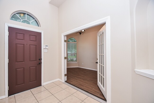 Photo - 21915 Stockbridge Ln