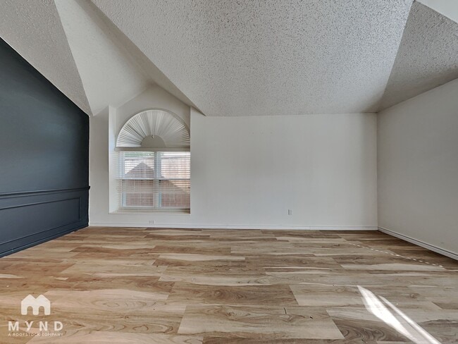 Photo - 951 Freshwood Ct