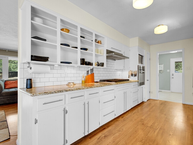 Photo - 34586 Circle Dr