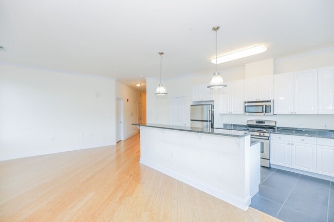 Photo - Edgewater Harbor Residential Unit 302