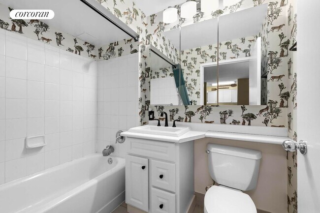 Photo - 330 W 145th St