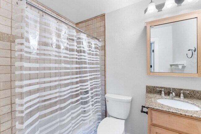 Photo - 1355 42nd Ave #2 Unit 2