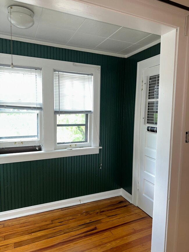 Photo - 4700 W Hutchinson St Unit 2