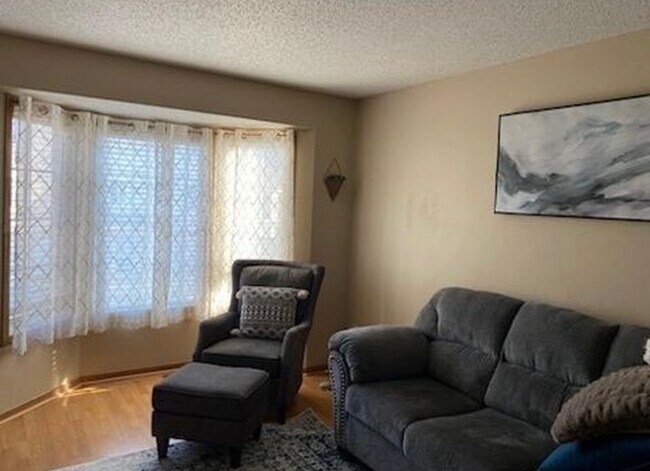 Photo - 2951 Village Cir