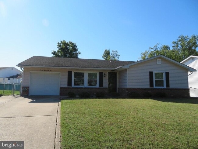Building Photo - 7895 Pavilion Dr Rental