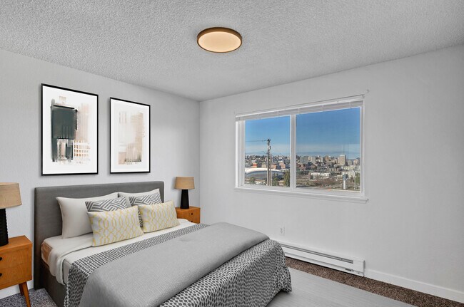 Photo - Harborview East