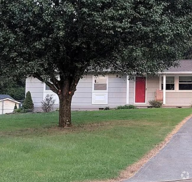 Building Photo - 300 Elkmont Rd Rental