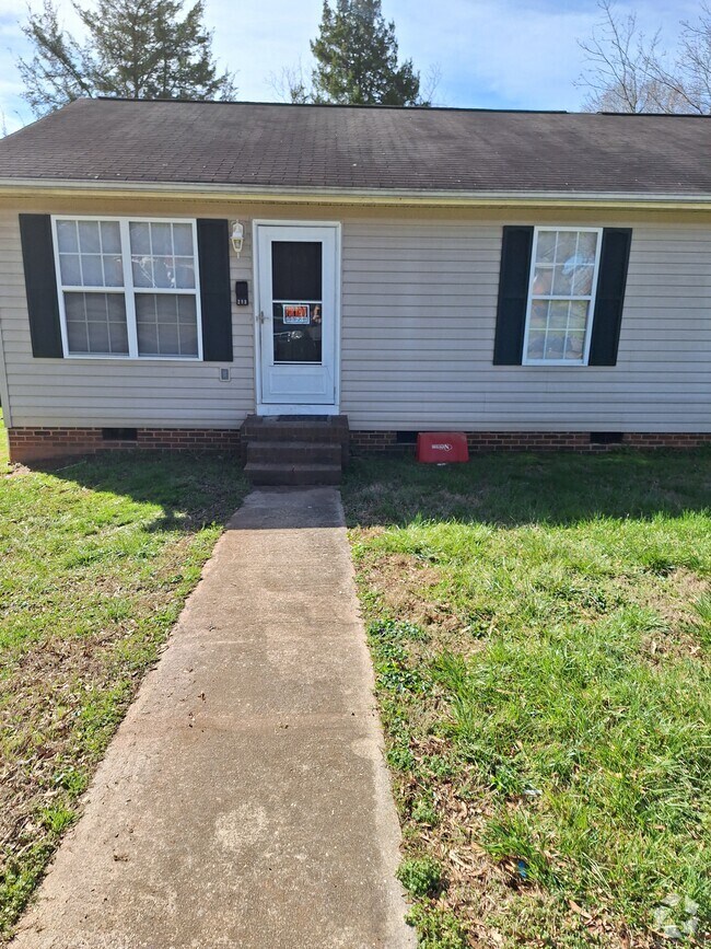 Apartments for Rent in Newton NC 30 Apartments