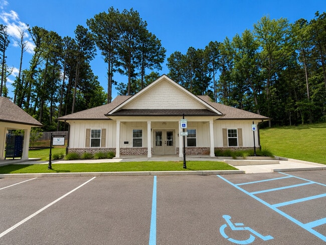Leasing Office
