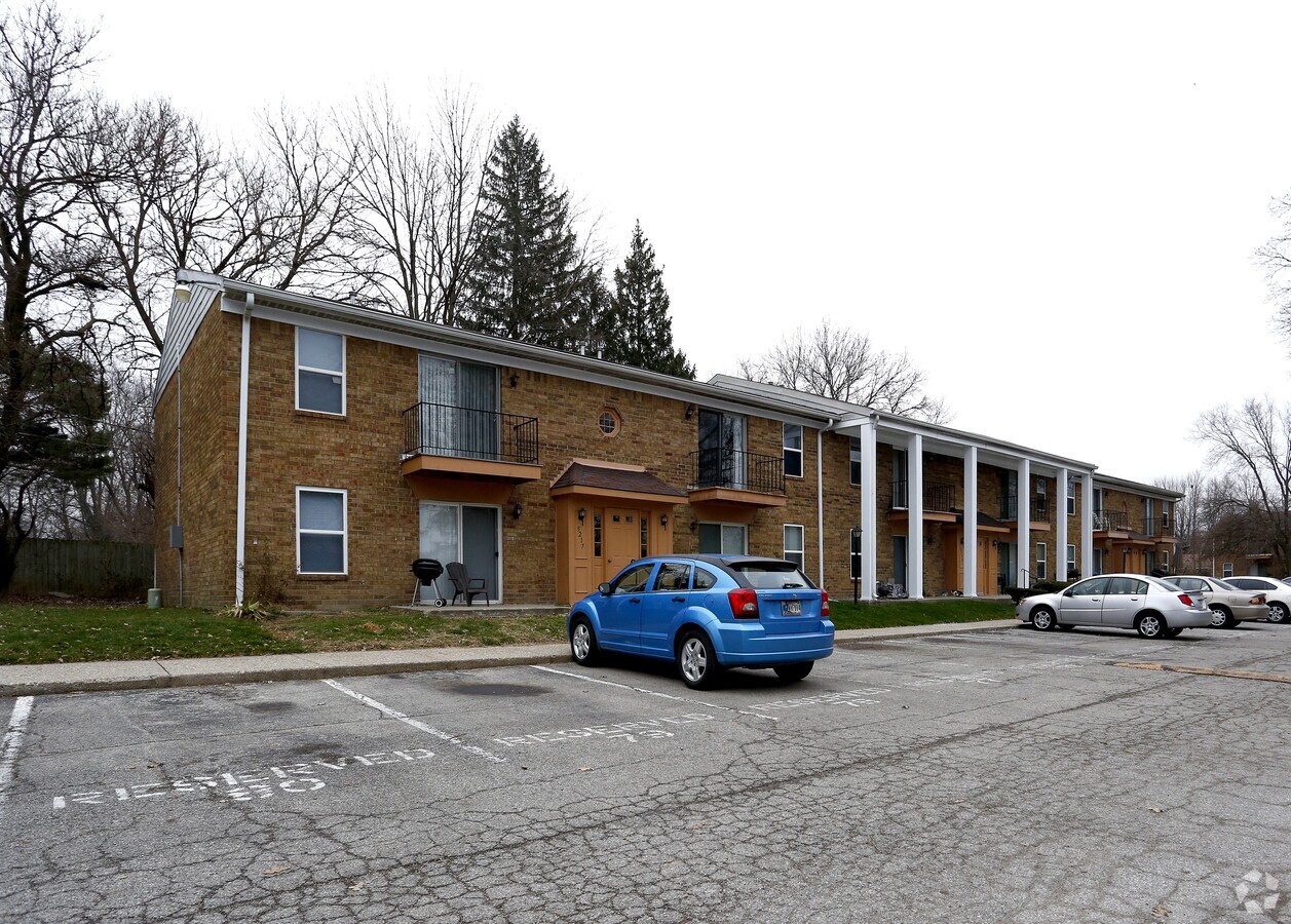 Oak Hill Apartments - Oak Hill Apartments