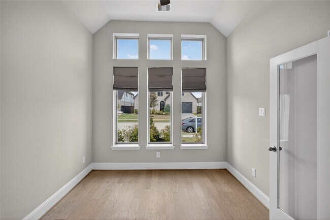 Photo - 3031 Lantana Trl