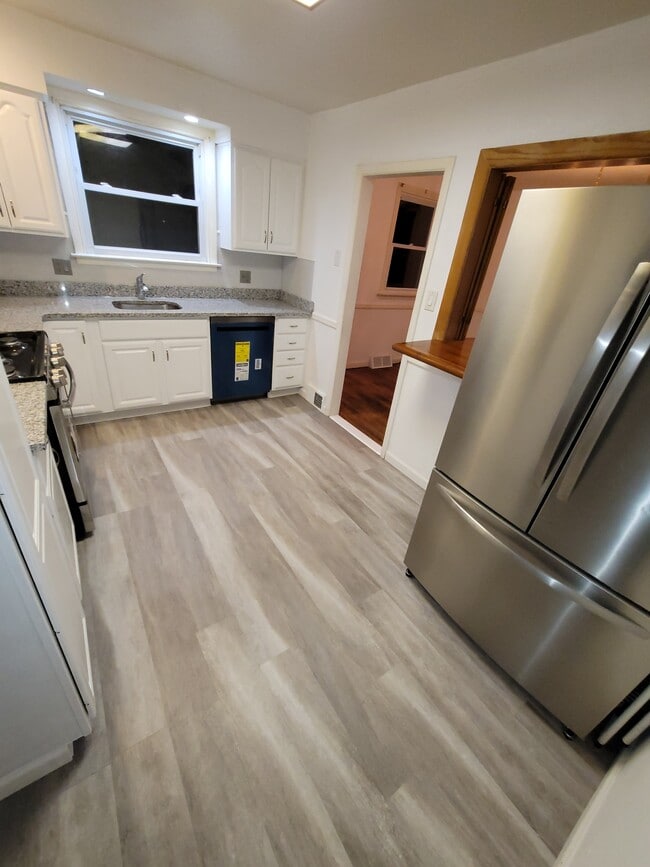 Photo - 1541 Fitzwatertown Rd