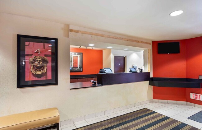 Furnished Studio-Somerset - Franklin
