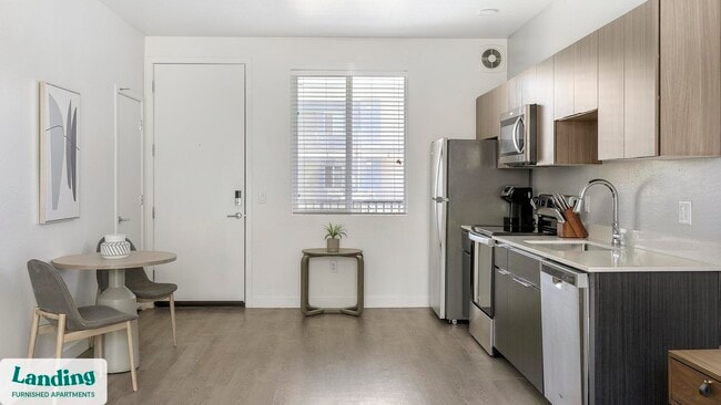 Photo - 2323 N 150th Dr Unidad A-2014.1405331