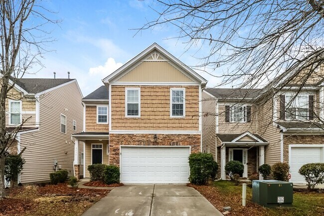 Modern 4 Bedroom in Charlotte - Modern 4 Bedroom in Charlotte House