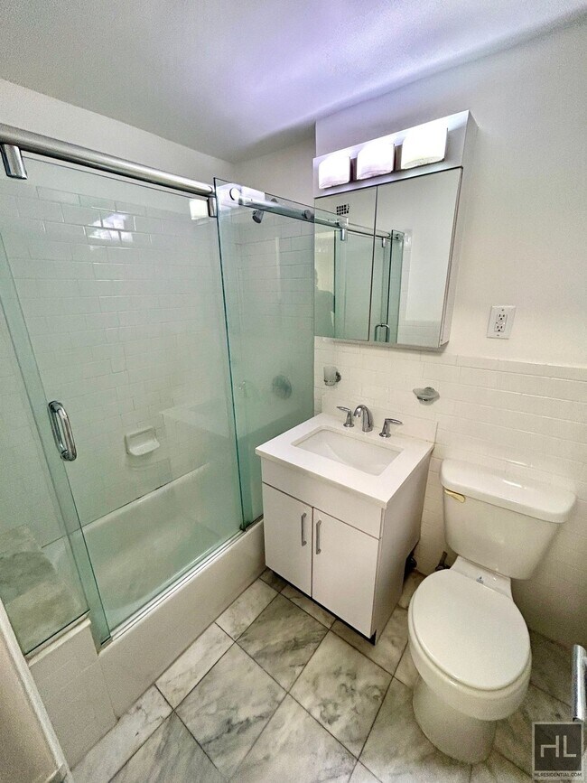 Photo - BEEKMAN PLACE Unit 7B