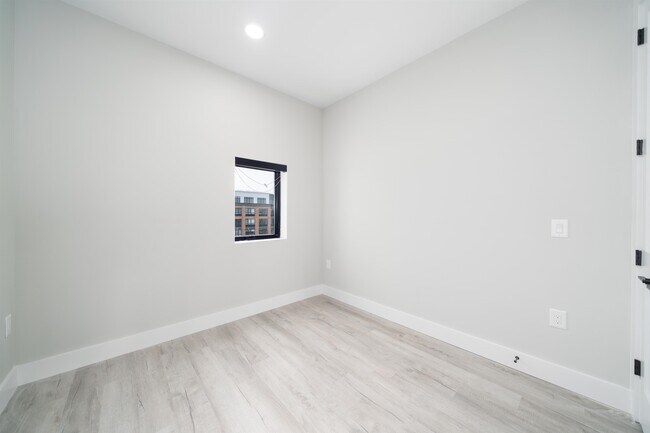 Photo - 187 Culver Ave Unit 301