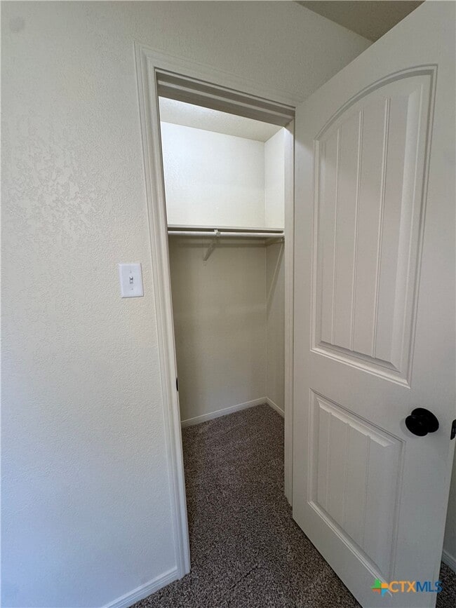 Photo - 108 E Reagan Ave