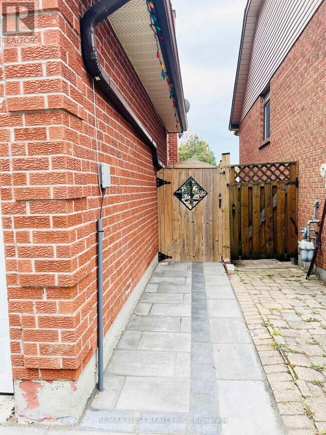 Photo - 63 Taylorwood Rd