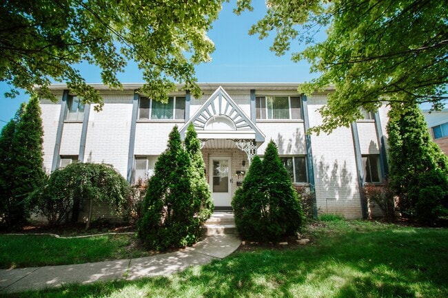 Photo - 3048 Carskaddon Ave Unit 3