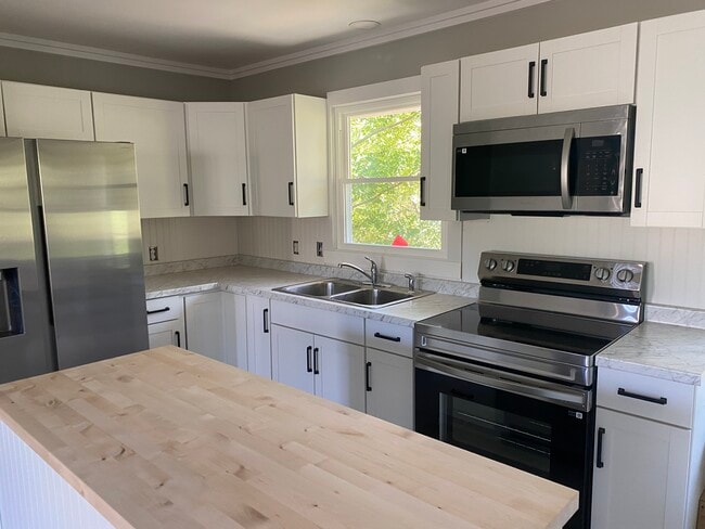 Photo - 414 1st Ave E