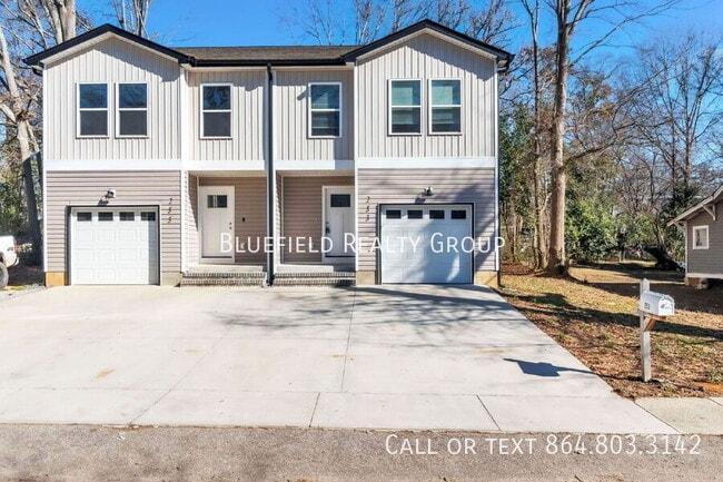 Photo - 253 Woodruff St