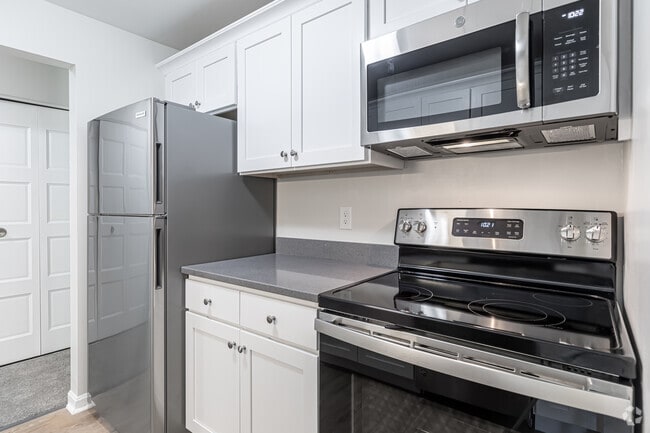 1BR, 1BA - Kitchen