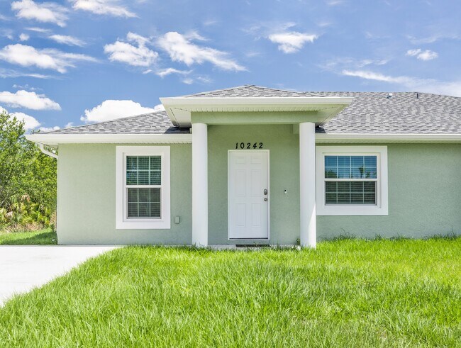 10242 Burlington Ave Unit A