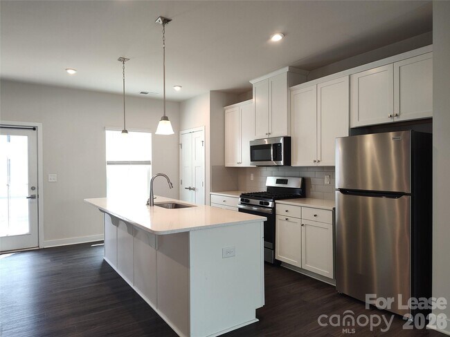 Photo - 1105 Newell Towns Ln
