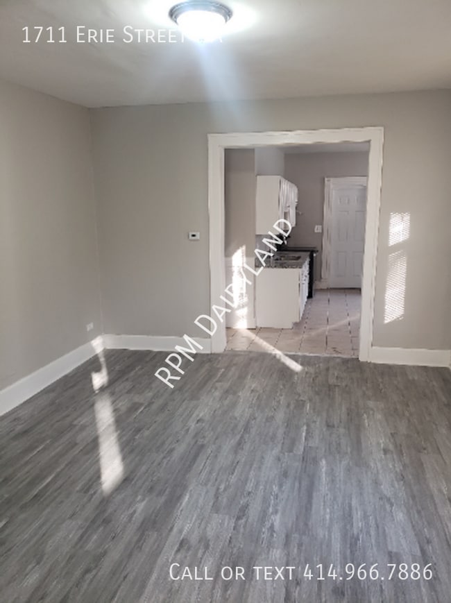 Photo - 1711 Erie St Unidad A