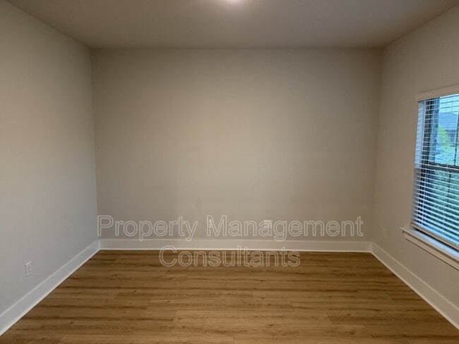 Photo - 14872 Demarie Ln