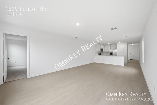 Building Photo - 1629 Elliott Rd