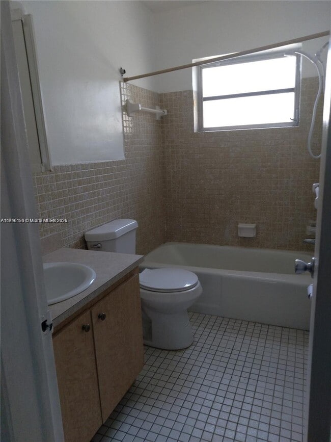 Photo - 1826 Cleveland St Unit 1