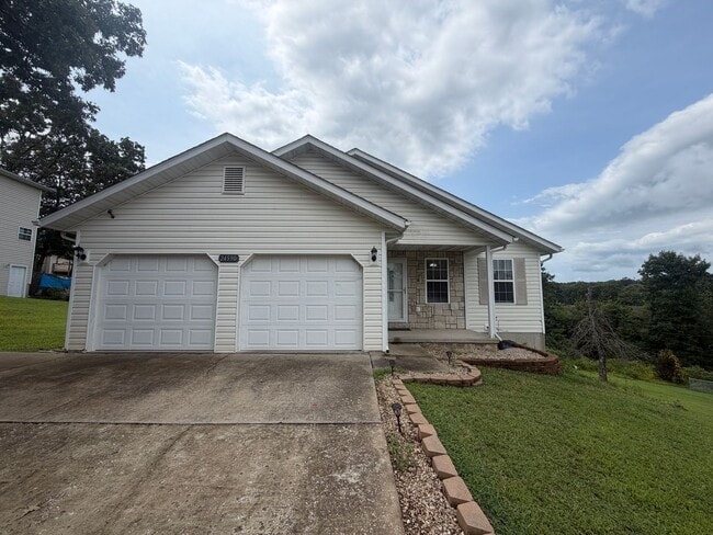 Building Photo - 24590 True Dr