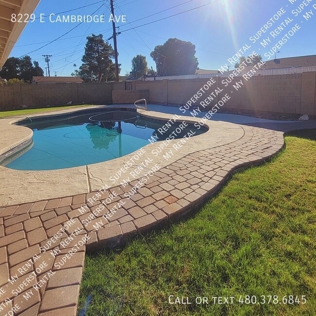 Photo - 8229 E Cambridge Ave