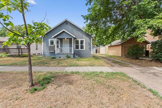Building Photo - 2 Bed 1 Bath in Downtown Fort Collins Rental