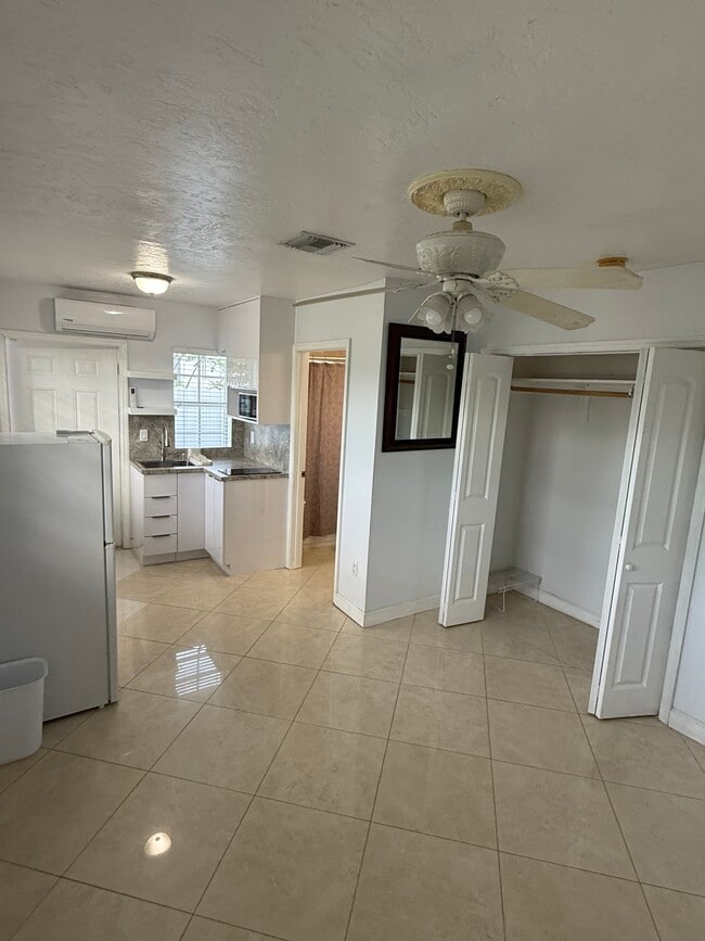 Photo - 10340 SW 43rd St Unit 1